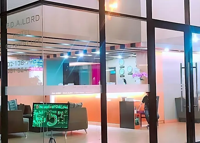 Pda Lord Hotel 3*